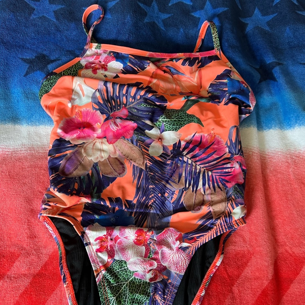 Like new Jolyn one piece swimsuit